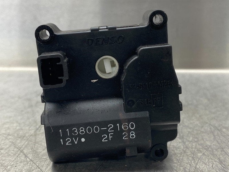 ACTIONNEUR MOTEUR VOLET CHAUFFAGE Mitsubishi (|1138002160|), Utilisé, Mitsubishi