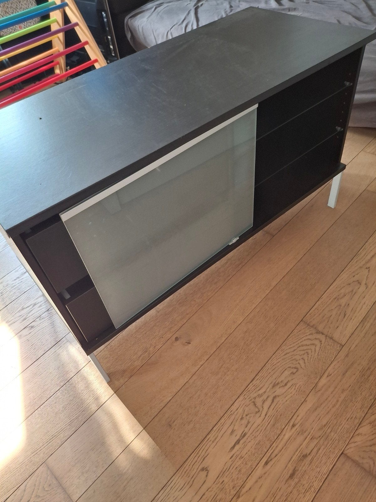 Gratis af te halen tv meubel, Enlèvement