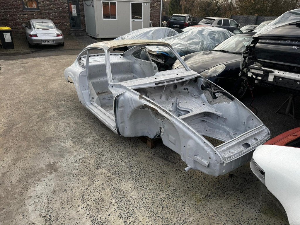 Caisse Porsche 911 2.0 - 1965, Enlèvement, Utilisé, Pièces Oldtimer ou Ancêtre