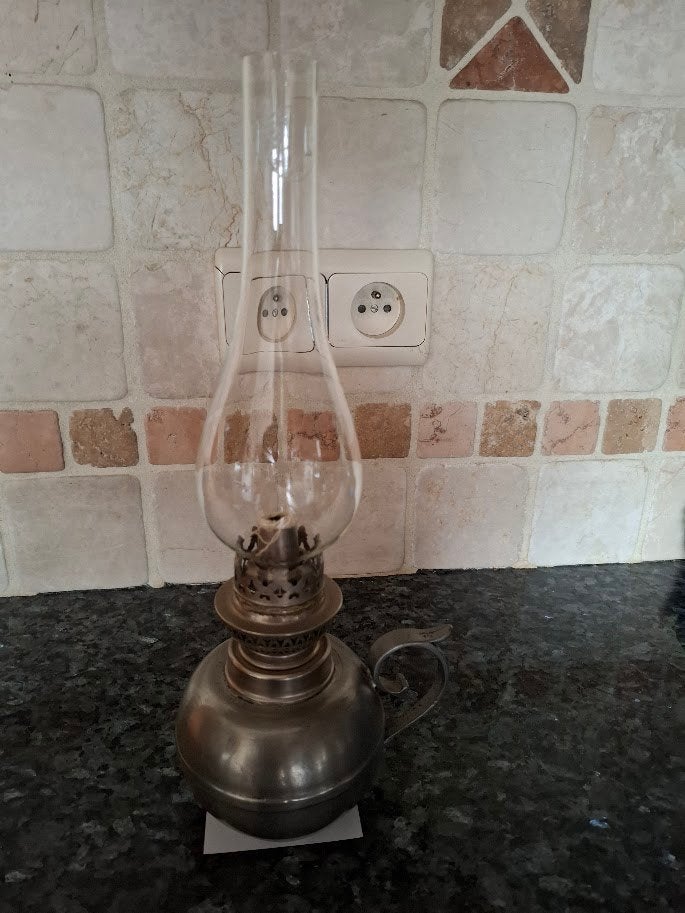 olie/petroleum lamp, Antiek en Kunst, Ophalen