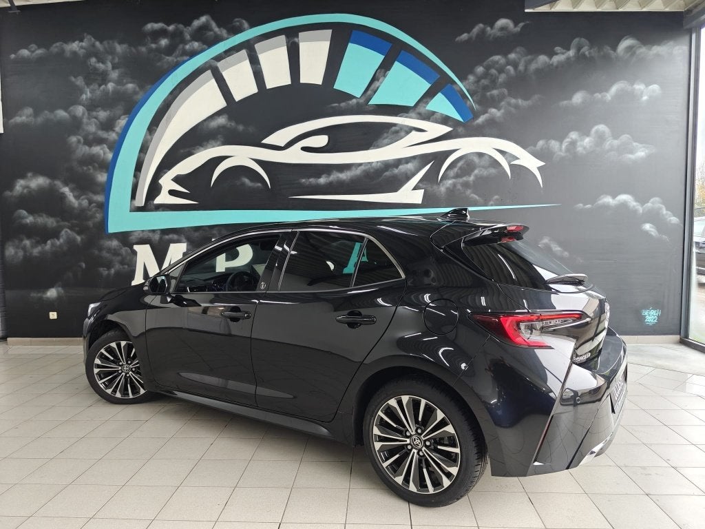Toyota Corolla 1.8 Hybrid Style + tech pack, Autos, Toyota, Argent ou Gris, Achat, Euro 6, Entreprise