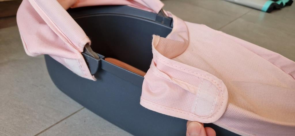 Panier pour poupées, Enlèvement