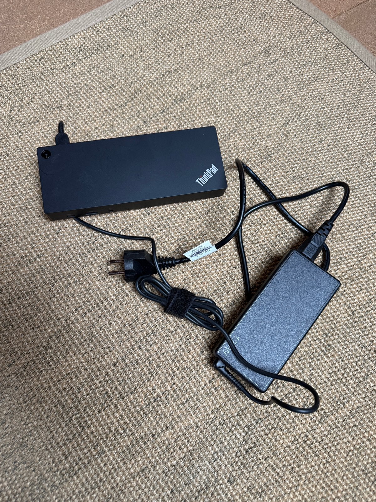 Lenovo ThinkPad Hybrid USB-C / USB-A Dock – 135W, Enlèvement ou Envoi, Comme neuf