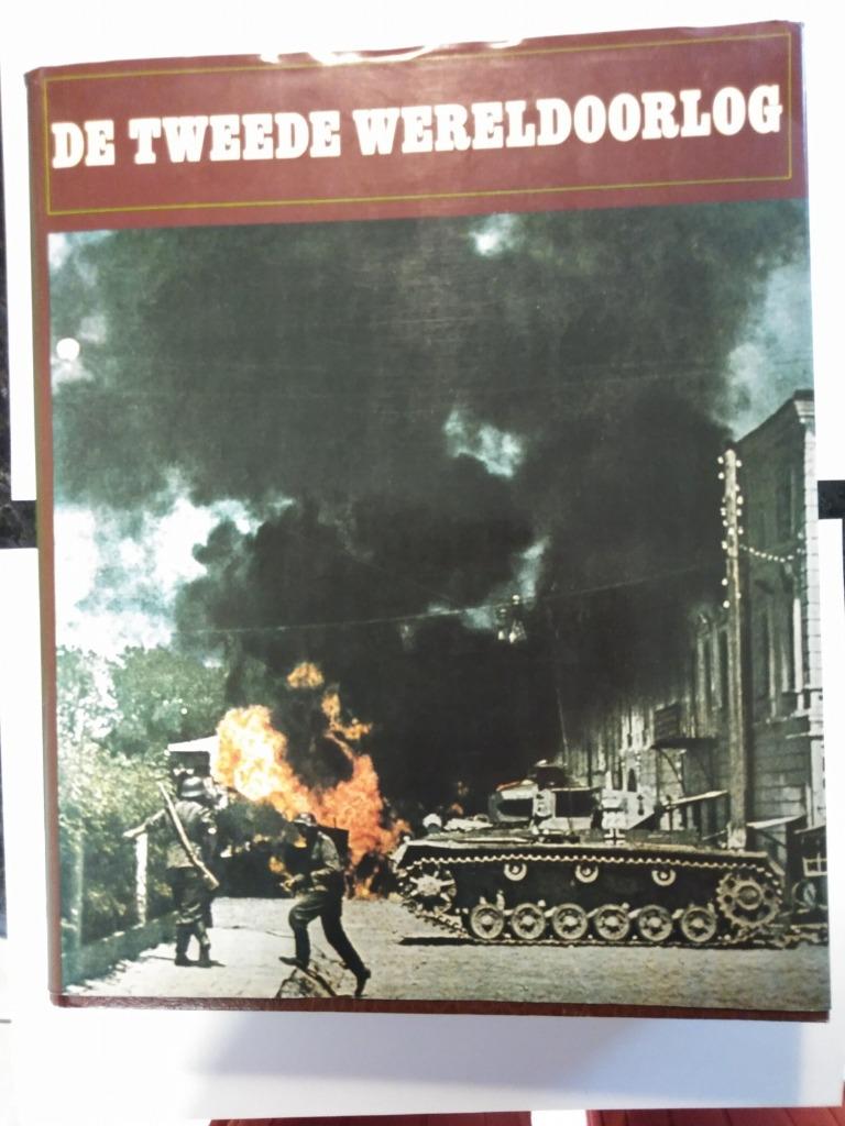 Boek: De Tweede Wereldoorlog (Lekturama), Boeken, Oorlog en Militair, Gelezen, Overige onderwerpen, Tweede Wereldoorlog, Ophalen of Verzenden