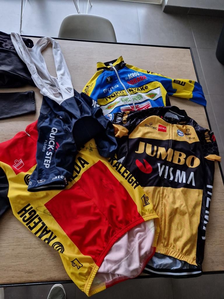 Fietskleding kids 12 jaar, Fietsen en Brommers, Fietsaccessoires | Fietskleding, Ophalen, XXS