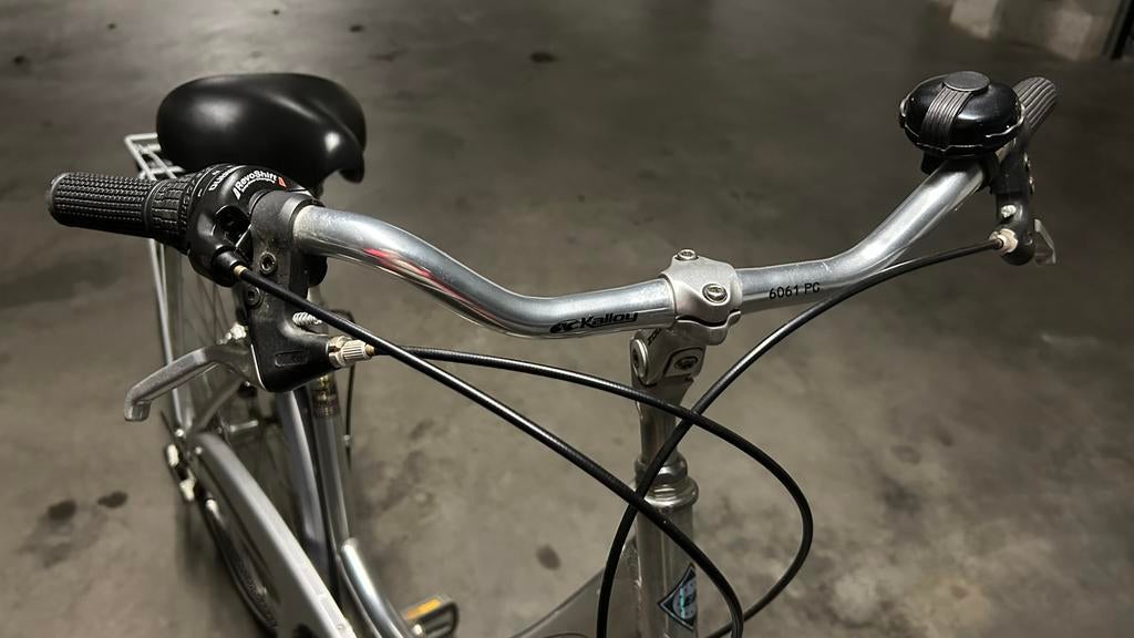 Mooie nieuwe Dames fiets.?, Fietsen en Brommers, Fietsen | Oldtimers, 55 tot 59 cm, Ophalen, Jaren '60 of nieuwer