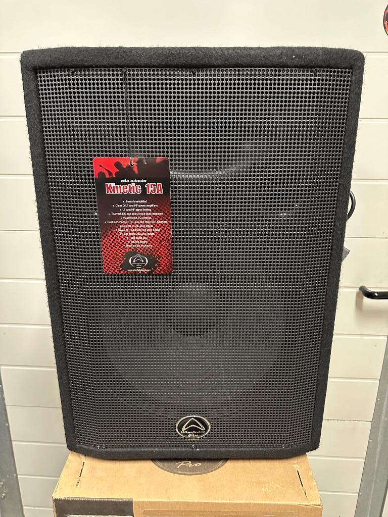 Wharfedale Kinetic 15a actieve boxen, Audio, Tv en Foto, Luidsprekerboxen, Ophalen