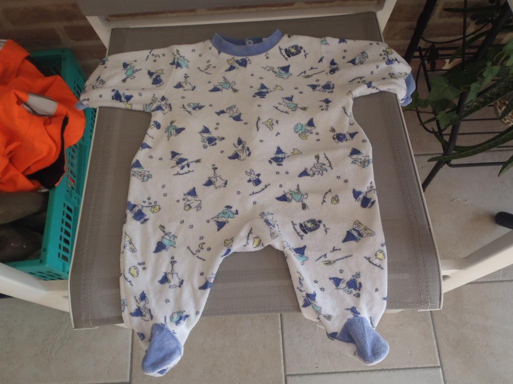 pyjama taille 62, Enlèvement ou Envoi, Comme neuf, Fille, Vêtements de nuit ou Sous-vêtements