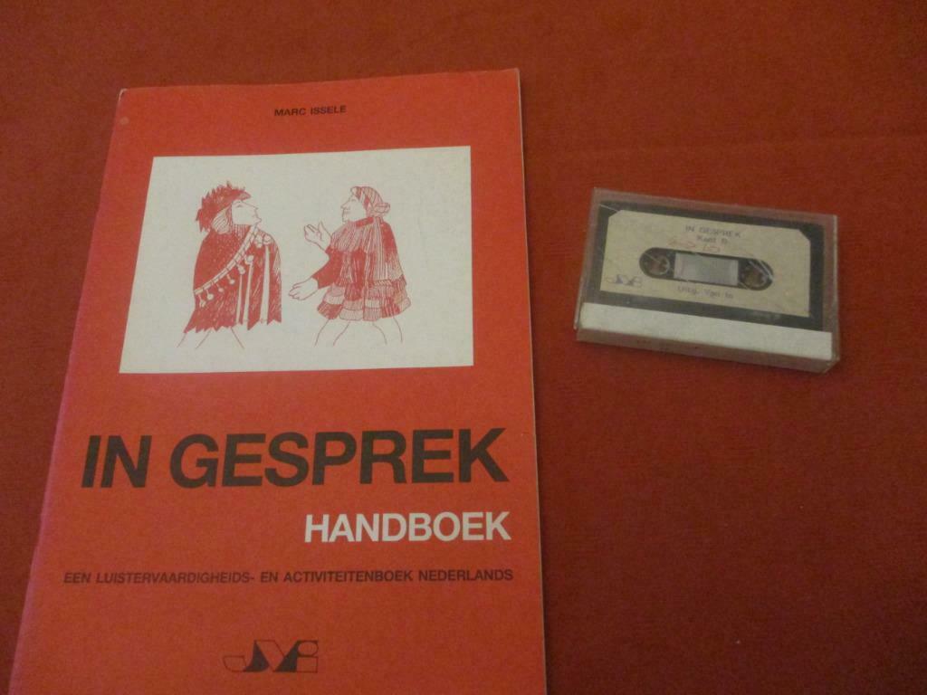 LIVRE + CASSETTE AUDIO "IN GESPREK"., Livres, Enlèvement ou Envoi, Néerlandais, Comme neuf, Secondaire