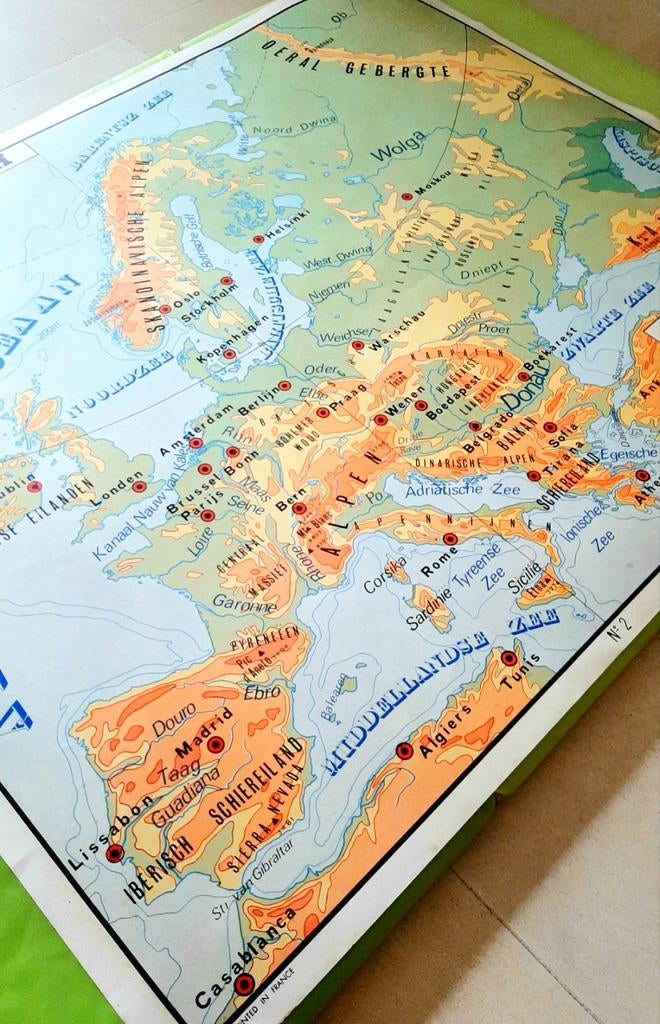Carte scolaire ancienne Europe : physique et géologique (dou, Enlèvement ou Envoi, Géographie