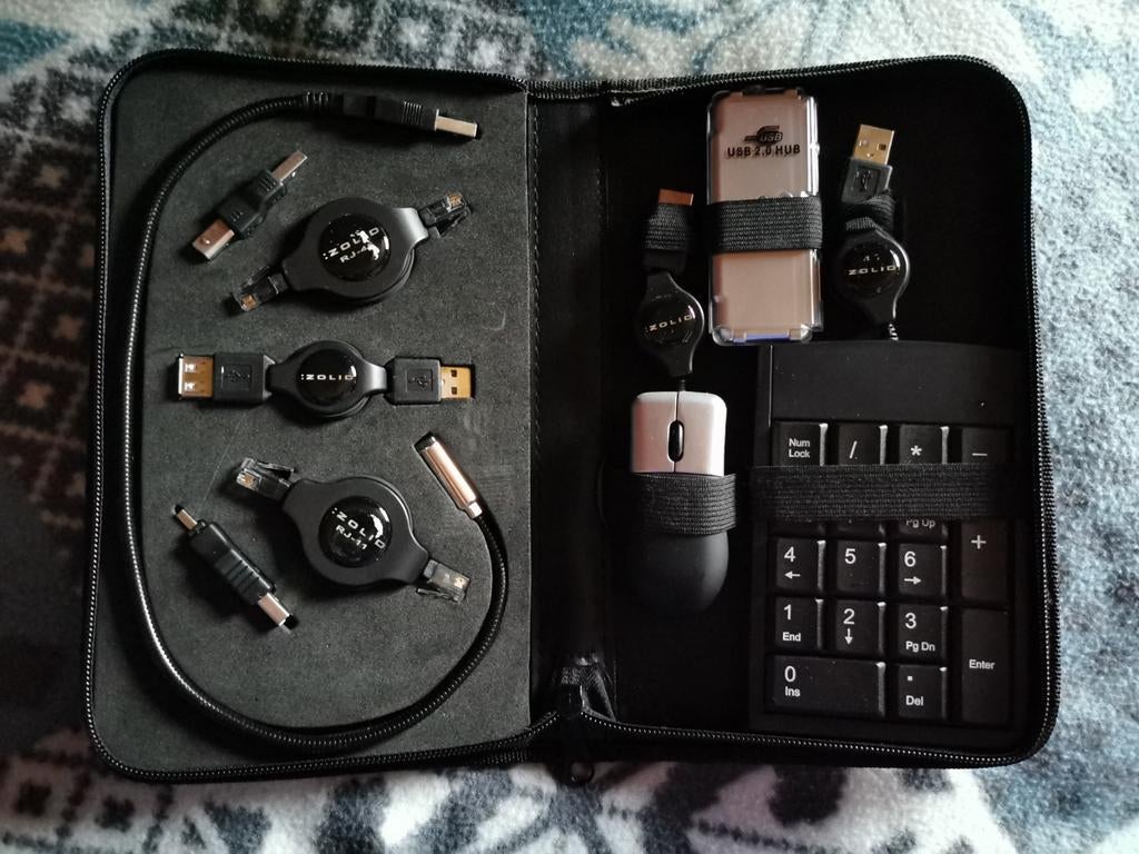 Laptop attributen, merk Medion., Computers en Software, Ophalen of Verzenden, Nieuw