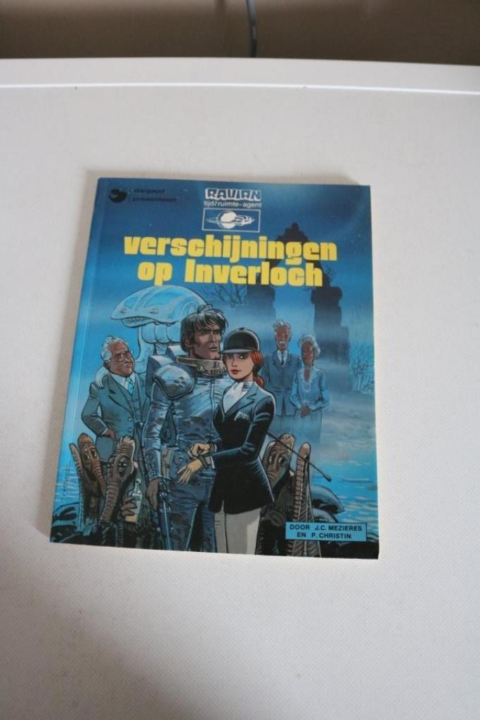 Ravian Nr 11 : Verschijningen op Inverloch - 1e druk 1984, Eén stripboek, Ophalen of Verzenden, Gelezen