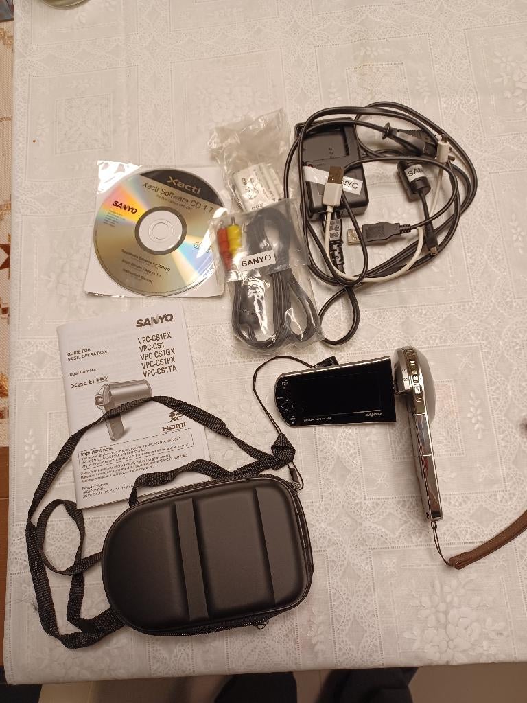 SANJO full hd camera, TV, Hi-fi & Vidéo, Caméscopes numériques, Carte mémoire, Autres marques, Enlèvement ou Envoi, Caméra