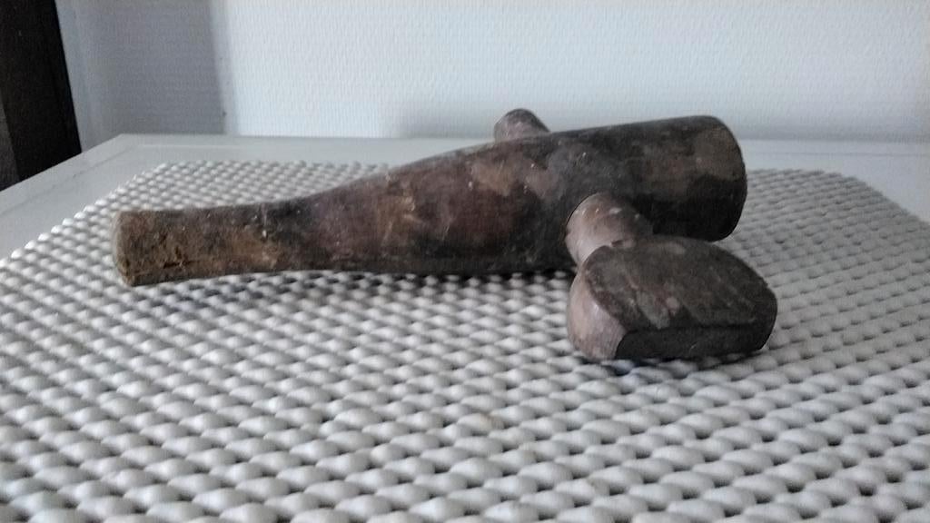 Très ancien robinet en bois pour fût +/- 20 cm de long, Antiquités & Art, Enlèvement ou Envoi