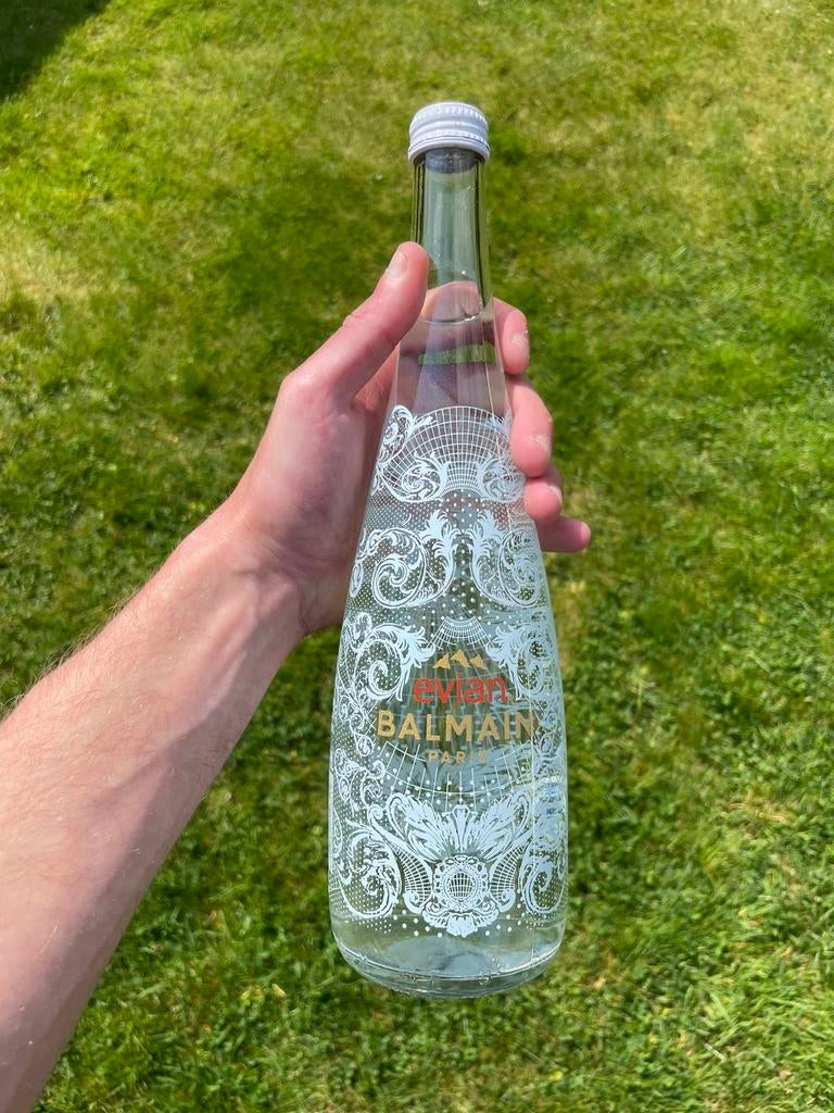 Evian x balmain water, Verzamelen, Ophalen of Verzenden, Nieuw, Waterglas