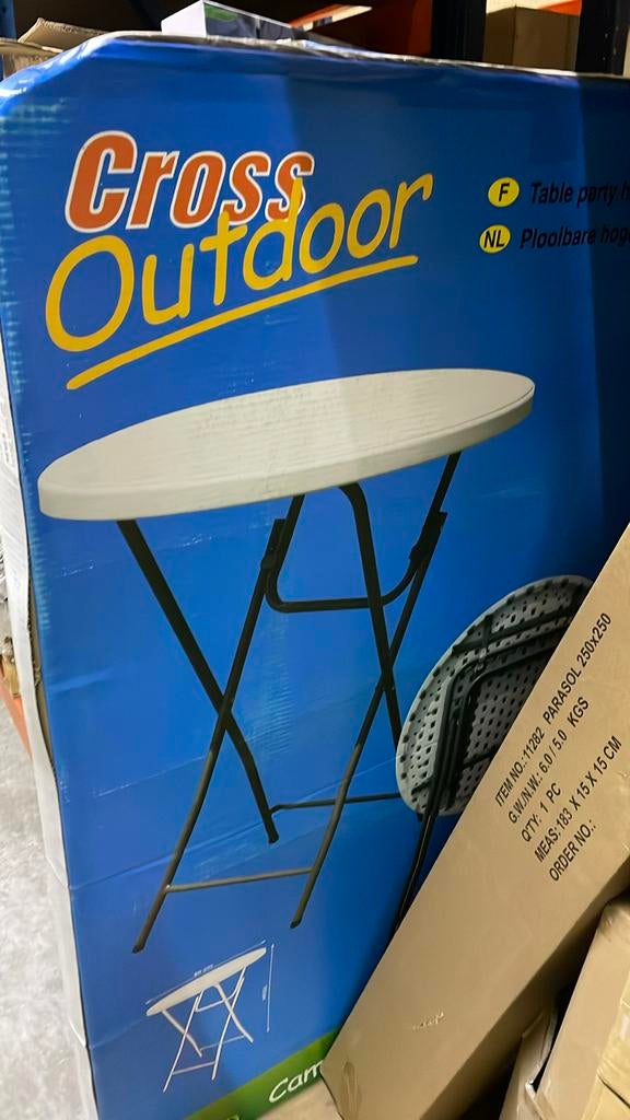 Party tafel, Ophalen, Zo goed als nieuw