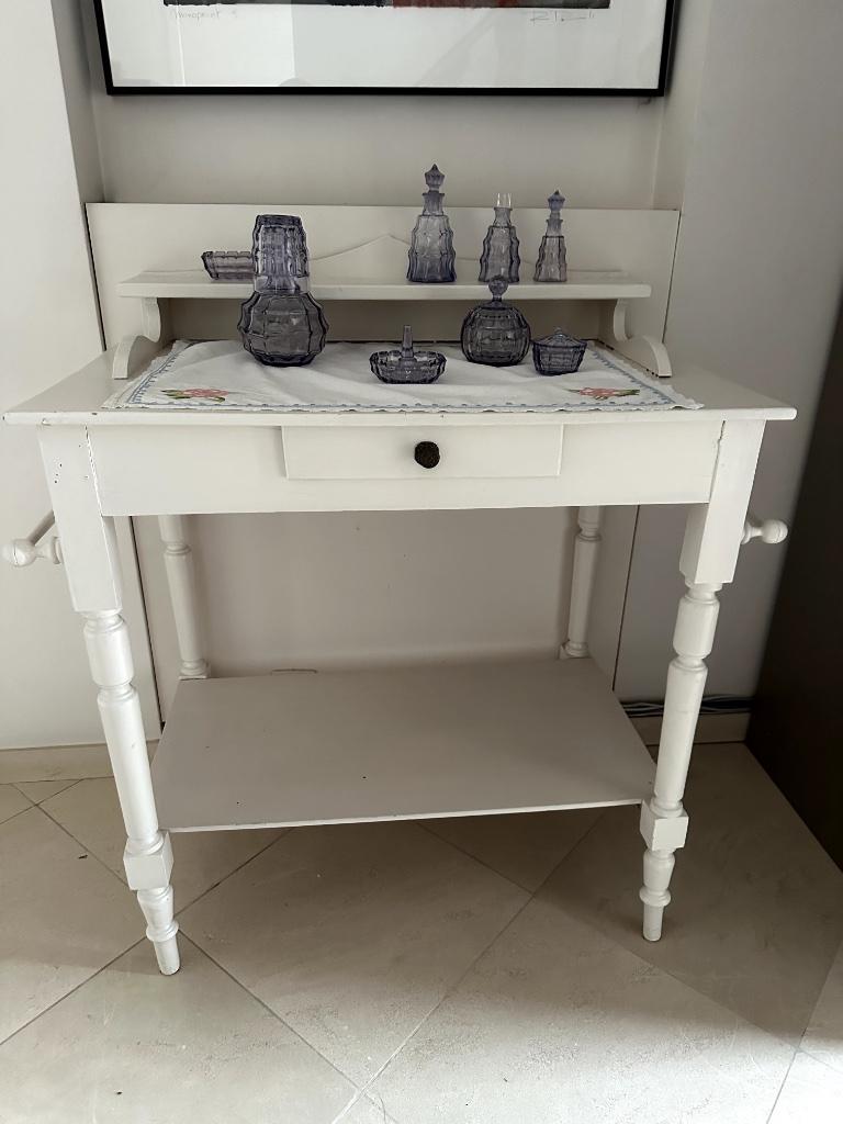 verrerie et table, Enlèvement, Utilisé
