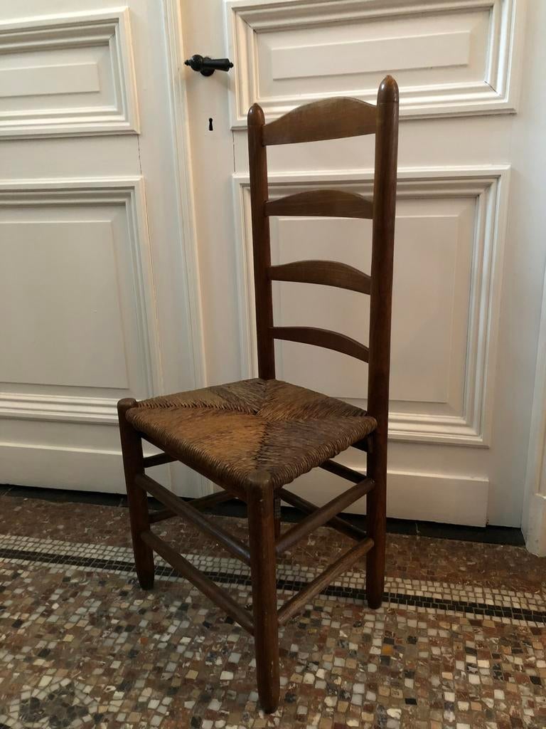 ANTIEKE HOUTEN KNOPPENSTOEL RIETEN ZIT HOGE RUG, Antiek en Kunst, Antiek | Meubels | Stoelen en Sofa's, Ophalen