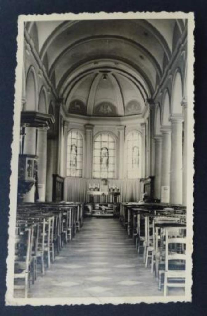 carte postale ancienne aucune mention d'église ou de lieu, Envoi, 1940 à 1960, Affranchie, Bâtiment