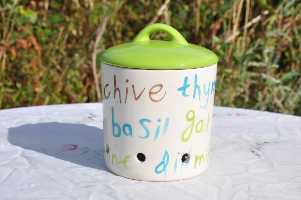 pot a oignons en faience, Maison & Meubles, Enlèvement ou Envoi, Comme neuf