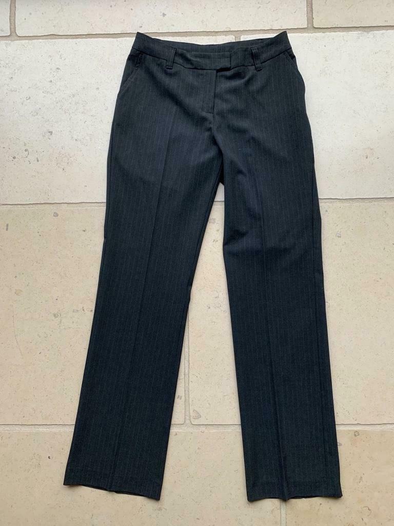 Pantalon gris foncé à rayures accentuées gris clair, T: 40, Taille 38/40 (M), Gris, Enlèvement ou Envoi, MET