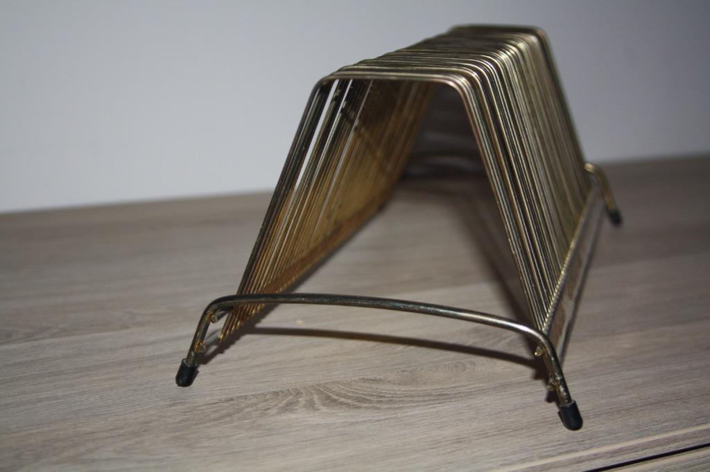 1x oud Langspeelplaten rek , metaal messing, Ophalen of Verzenden, Audio en Video