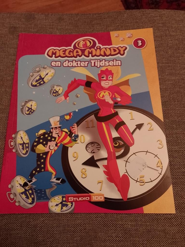 Mega Mindy en dokter Tijdsein, Ophalen of Verzenden, Zo goed als nieuw