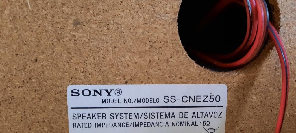 Baffle sony, Enlèvement, Sony