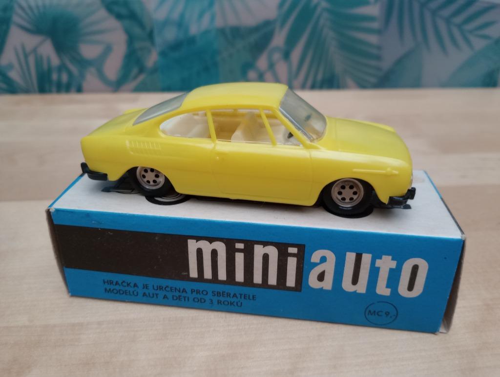 Miniauto Skoda 110R 1/43, Hobby & Loisirs créatifs, Enlèvement ou Envoi, Comme neuf, Voiture