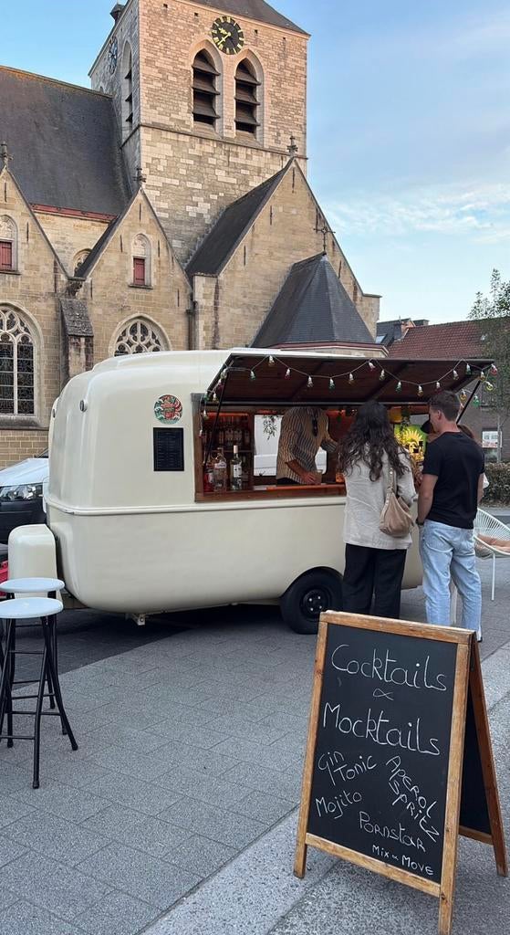 Unieke vintage foodtruck - rijbewijs B - elek. Keuring, Ophalen, Gebruikt