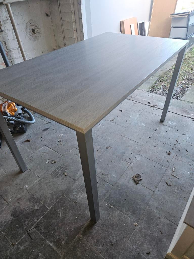 Tafel 150 x 90 x 90, Ophalen