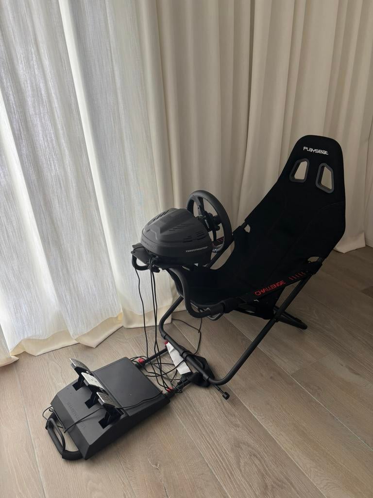 Volant Thrustmaster T300 RS GT + playseat challenge actifit, Ophalen, Zo goed als nieuw