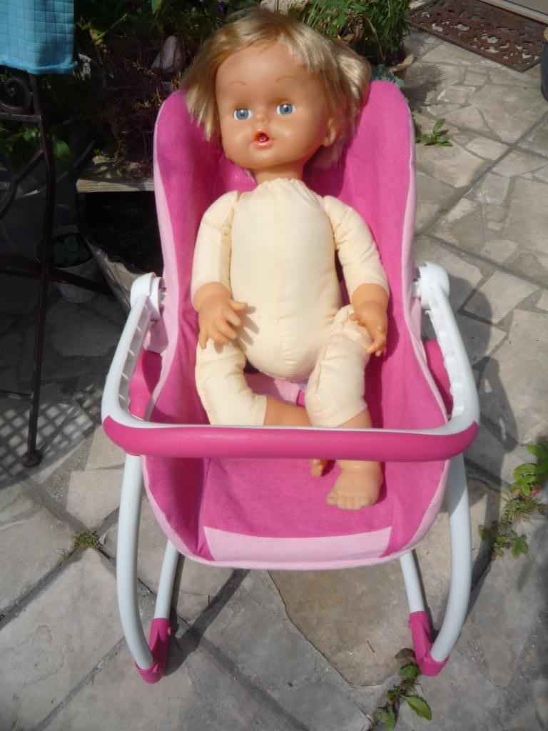 maxi-cosi op staander met pop, Ophalen, Gebruikt, Babypop