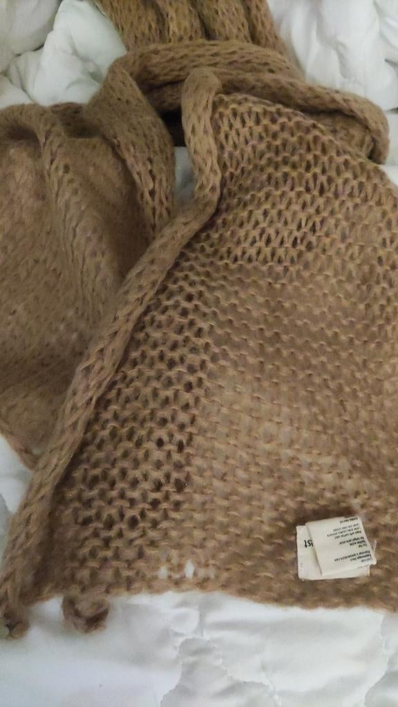 stella forest TU, lange beige sjaal, mohair+nylon+Acrylic, Ophalen of Verzenden, Zo goed als nieuw