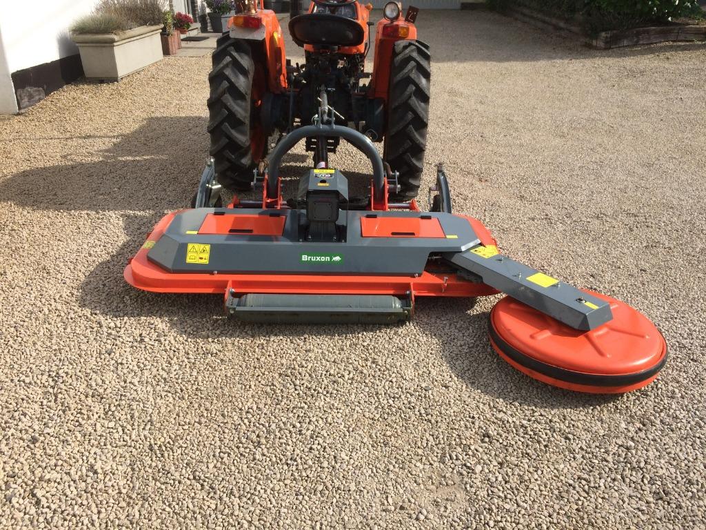 Toutes sortes d'outils pour mini tracteurs pour plus d'infor, Animaux & Accessoires, Pâturage