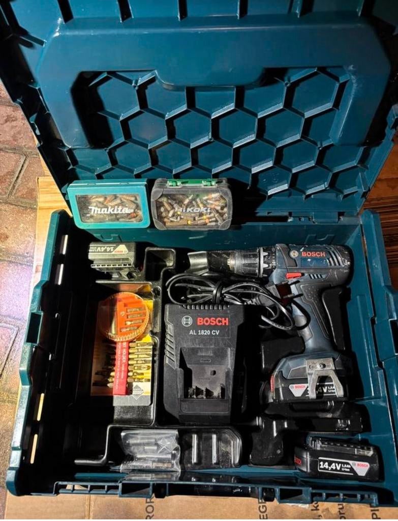 Bosch 14.4V Accu Boormachine + 3 Accu’s + Oplader + Koffer, Doe-het-zelf en Bouw, Gereedschap | Boormachines, Ophalen of Verzenden