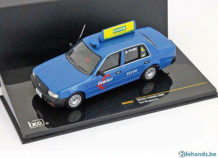 1:43 Ixo MOC083 Toyota Crown Taxi Singapore 2004, Hobby en Vrije tijd, Ophalen of Verzenden, Nieuw, Auto