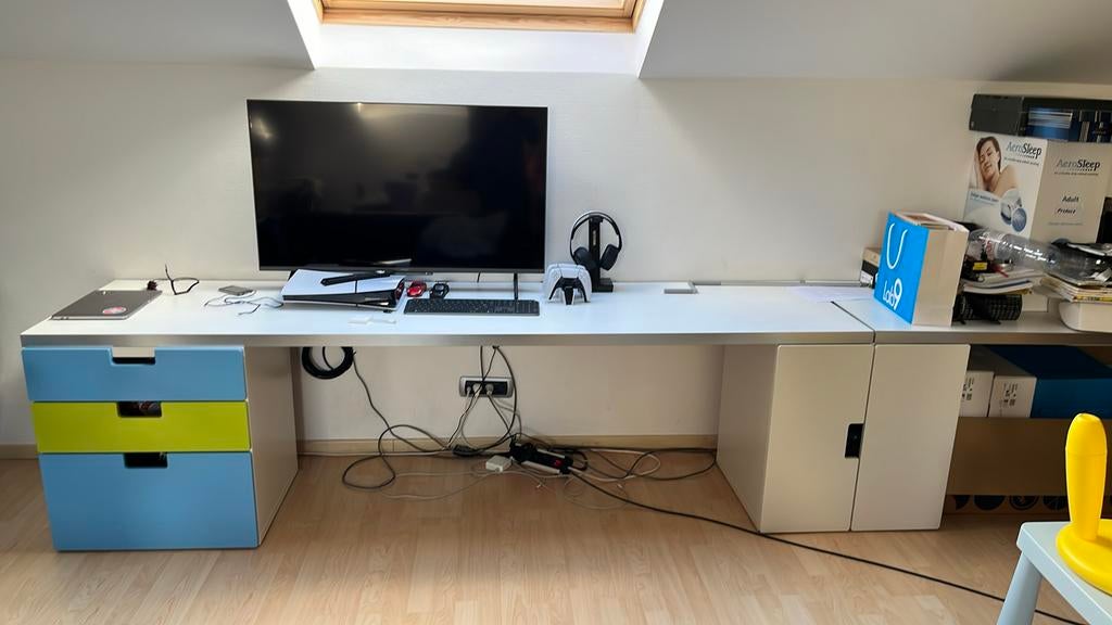 Bureau 5 meter gemaakt van Ikea onderdelen, Huis en Inrichting, Ophalen of Verzenden, Zo goed als nieuw