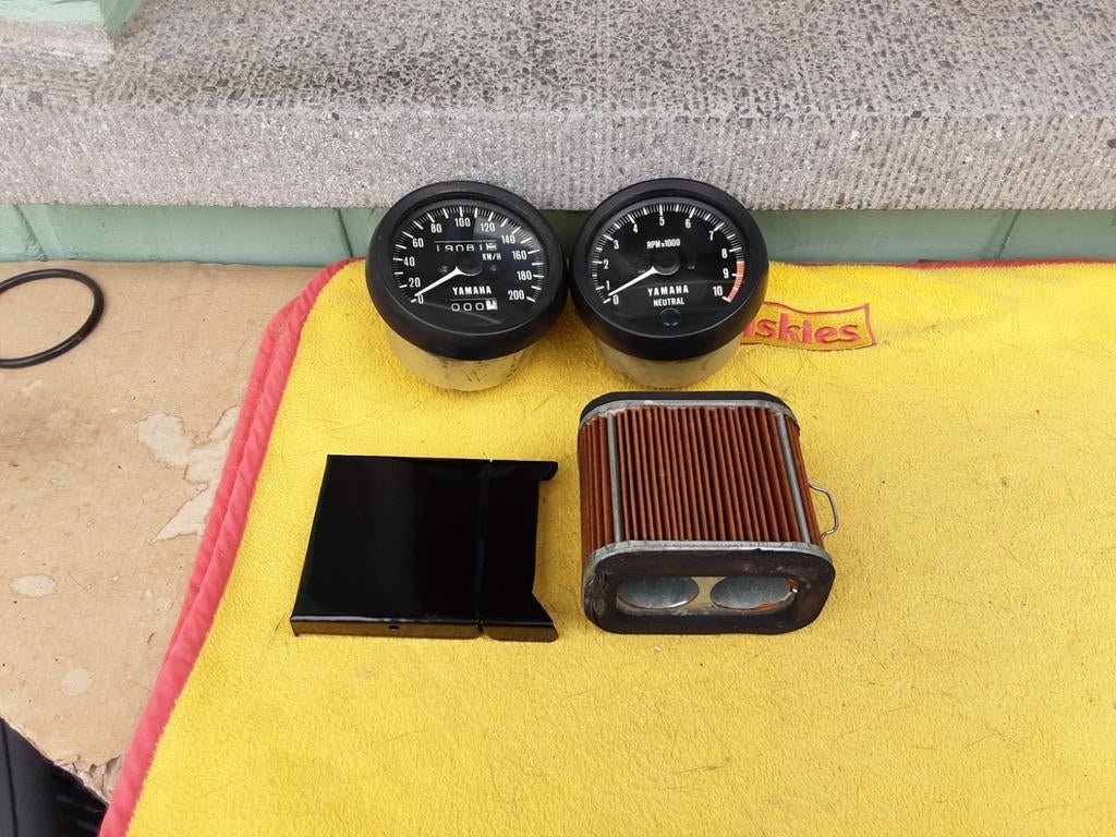 Yamaha rd 125 en 250/ 350 tellers +zadel, Particulier