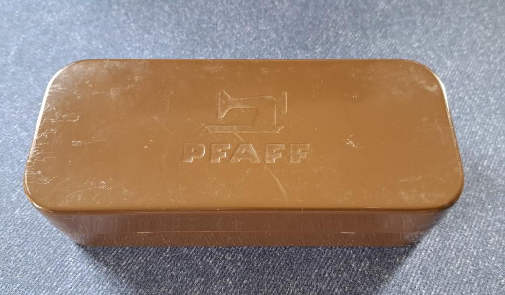 Ijzeren doosje Pfaff, Ophalen of Verzenden, Gebruikt, Pfaff