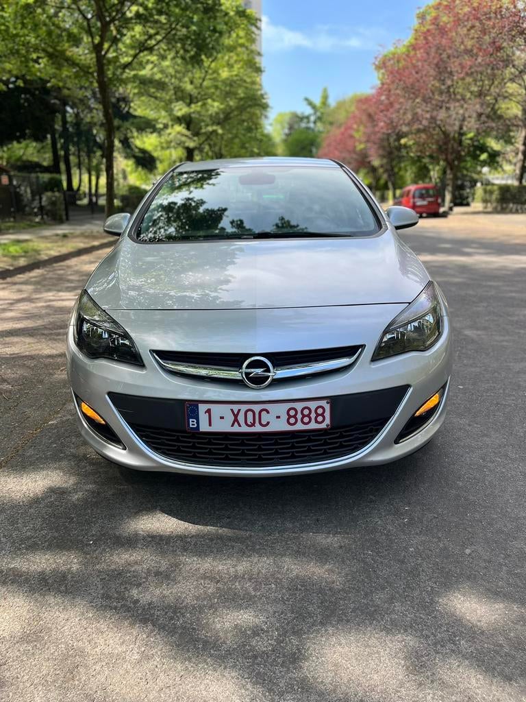 Opel Astra 1.6 benzine (2013), Autos, Euro 5, Achat, Boîte manuelle, 5 portes