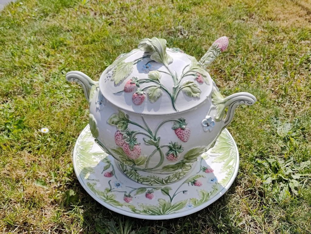 Vintage porseleinen soepterrine met pollepel - Italy, Ophalen