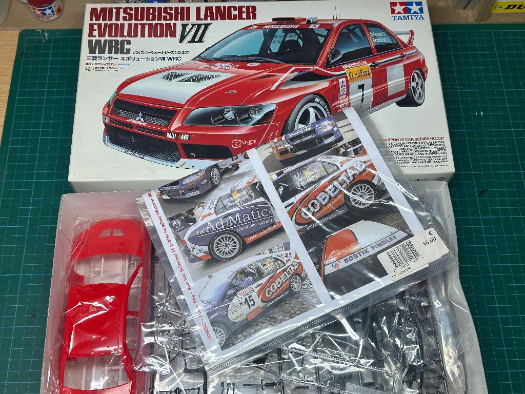 Te koop modelbouw dozen van auto’s, Enlèvement ou Envoi, Neuf, Voiture, Autres marques
