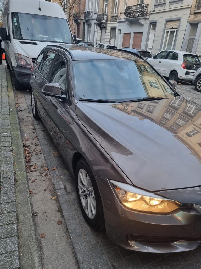 BMW 318d 2014 à vendre., Euro 5, Achat, 4 portes, Boîte manuelle