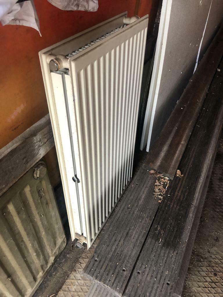 Radiator 90x50x10, Ophalen, Zo goed als nieuw