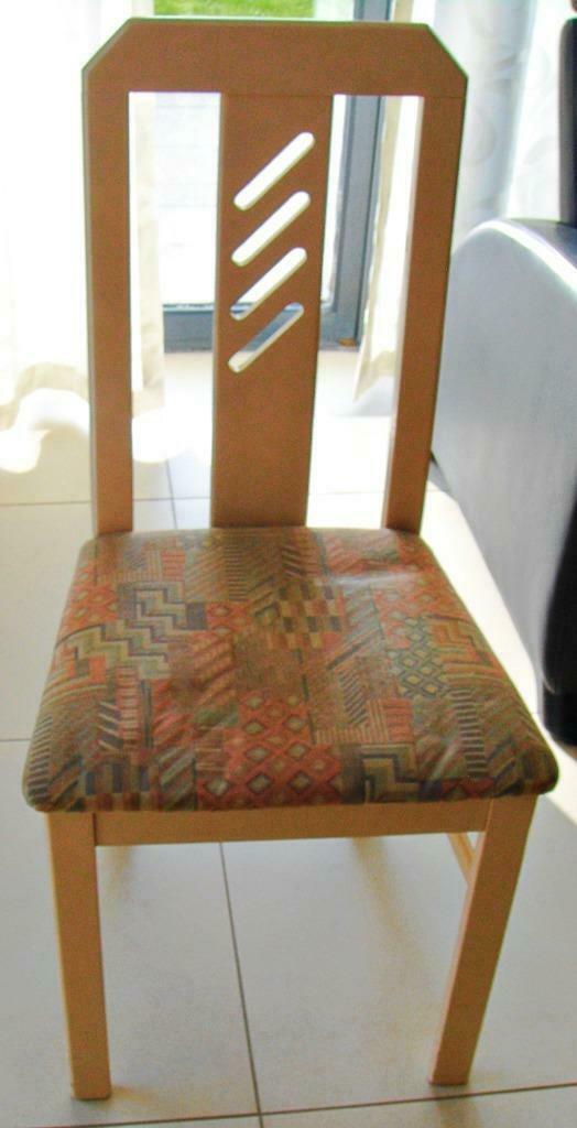Chaise (6 disp.) moderne en bois laqué beige, coussin tissu, Autres couleurs, Comme neuf, Enlèvement, Cinq, Six Chaises ou plus