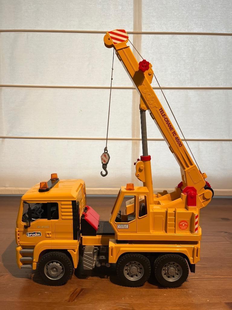 Bruder vrachtwagen, Ophalen, Gebruikt