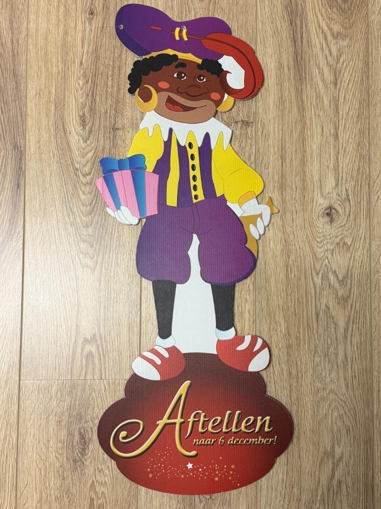 Sinterklaas en Piet decofiguren, Ophalen, Zo goed als nieuw
