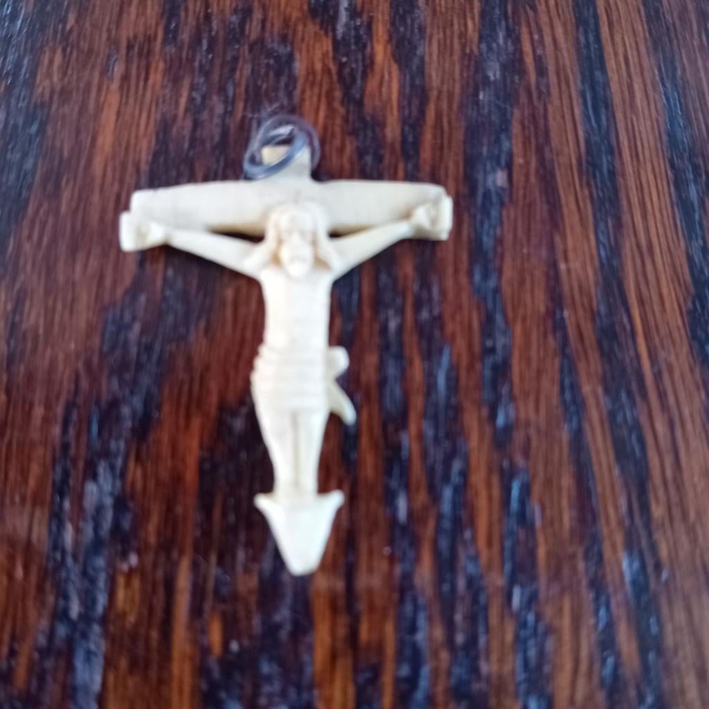 Kruisje in ivoor, Antiek en Kunst, Ophalen of Verzenden