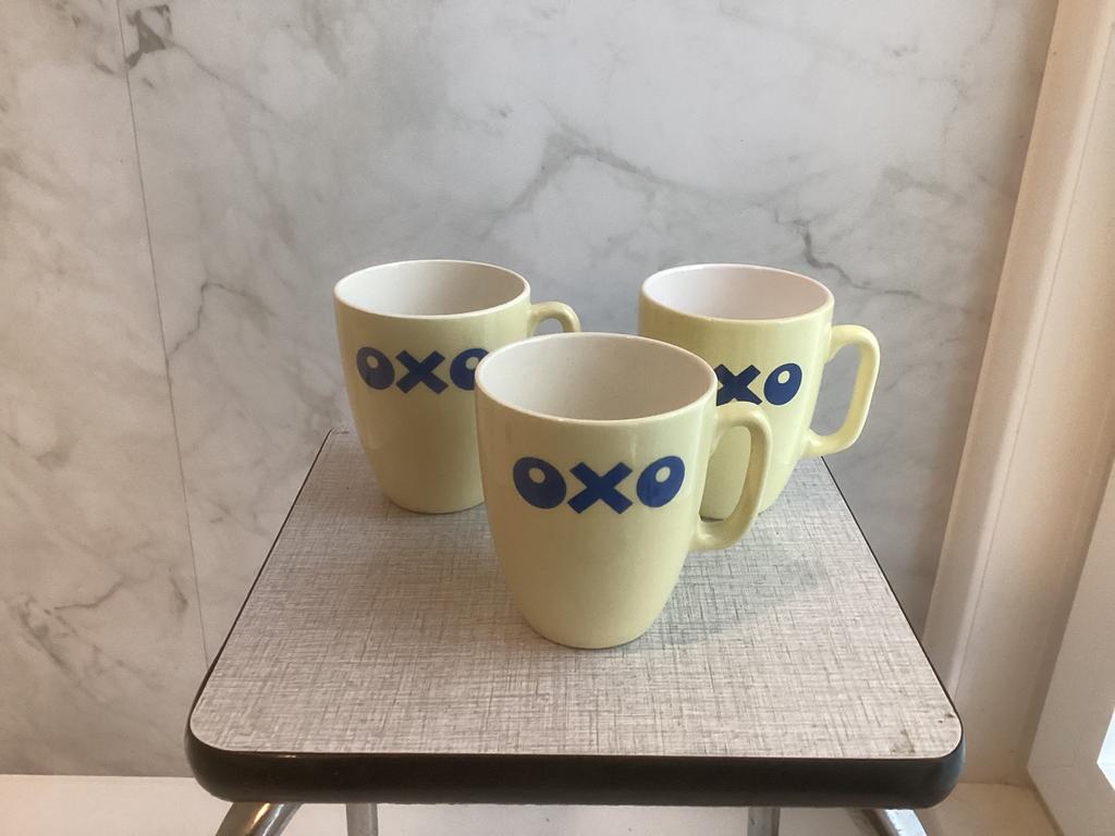 Setje van drie oxo tassen, Ophalen of Verzenden, Zo goed als nieuw